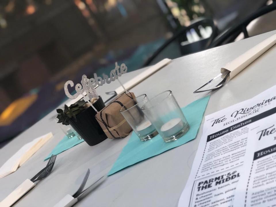Riverina Hotel هولبروك المظهر الخارجي الصورة
